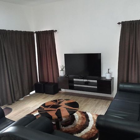 Samayra'S Apartment نادي المظهر الخارجي الصورة